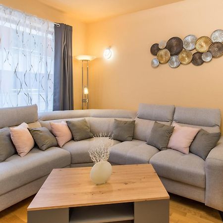 布达佩斯Very Central - Large - Balcony - Comfy公寓 外观 照片