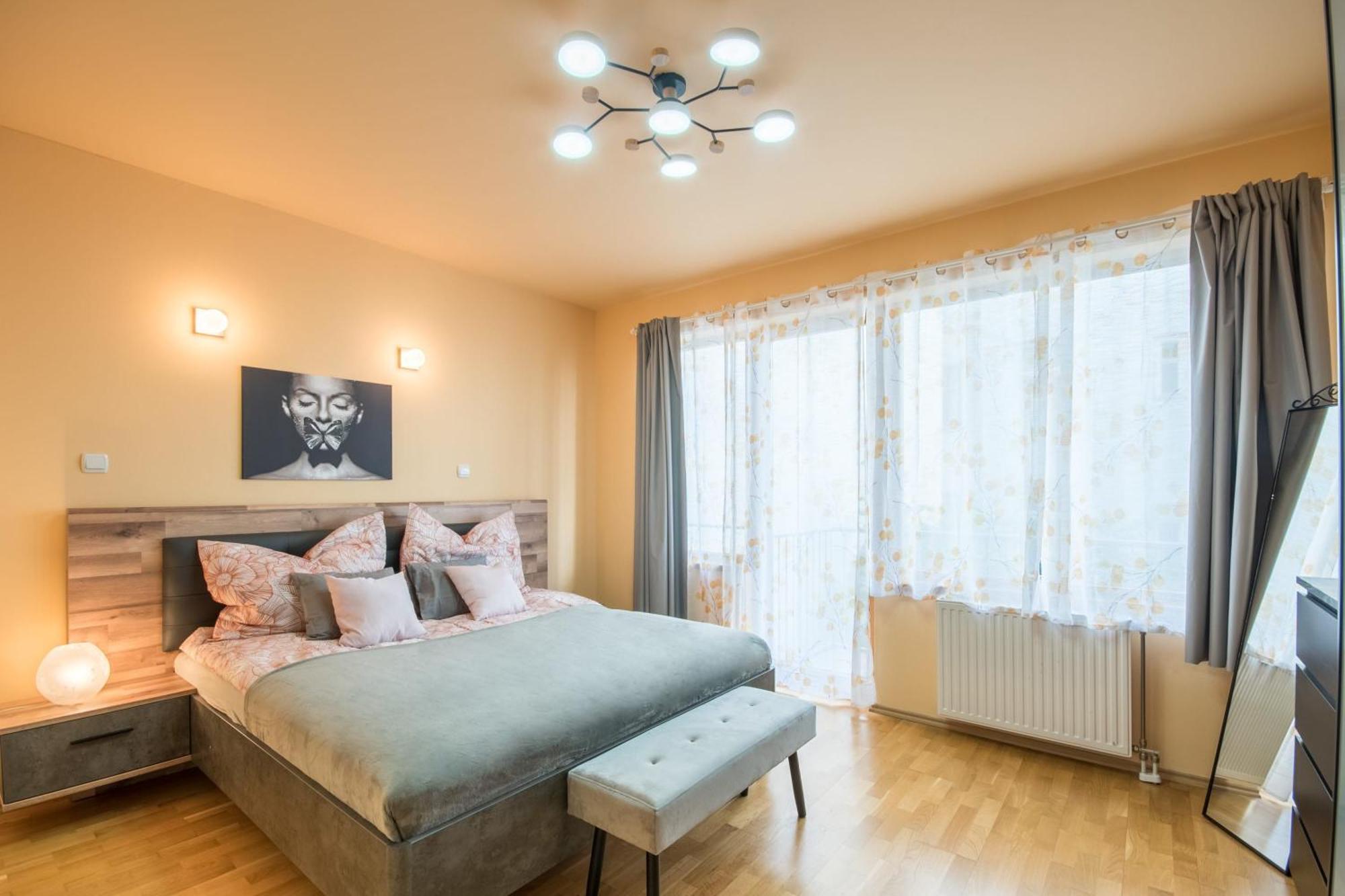 布达佩斯Very Central - Large - Balcony - Comfy公寓 外观 照片
