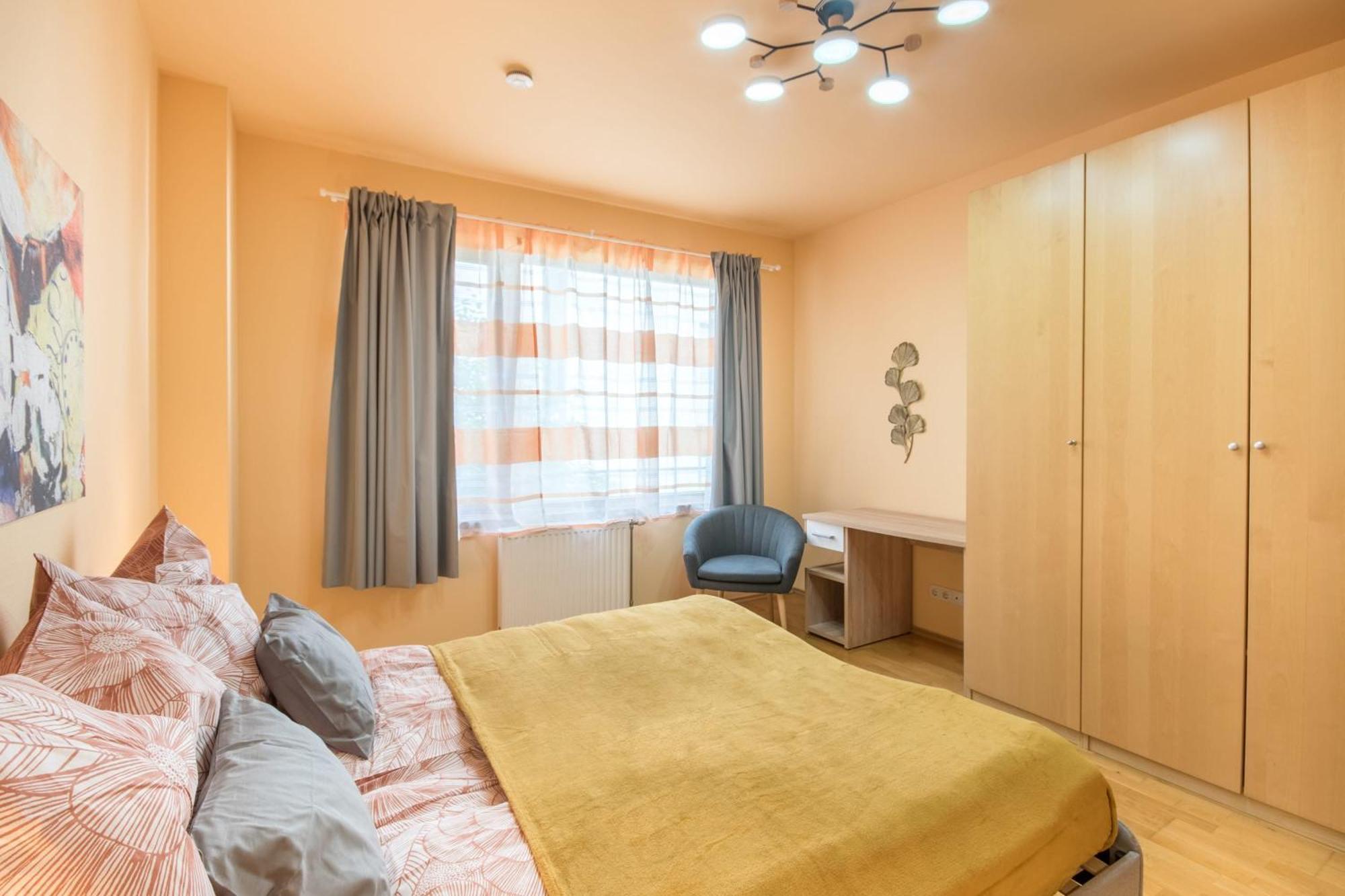 布达佩斯Very Central - Large - Balcony - Comfy公寓 外观 照片
